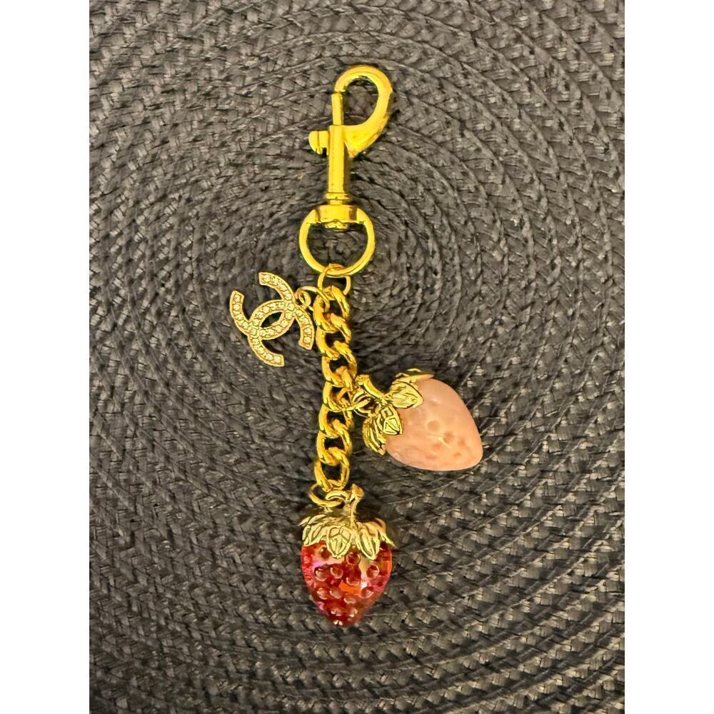 Gorgeous Handmade Designer Bag Purse Charm Keychain - Picture 4 of 5